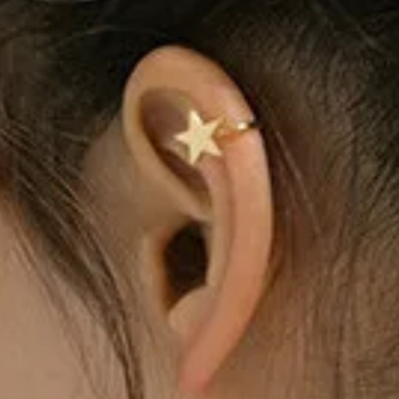 Jewelry - XHaleyxx Star Cuff Earring Gold